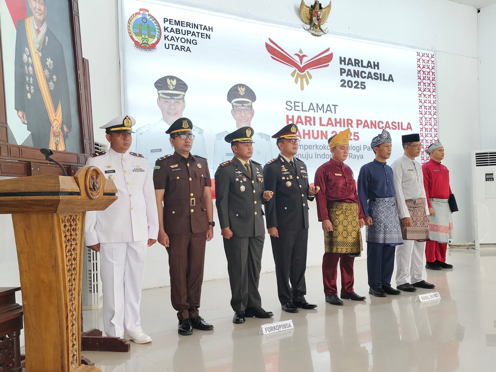 ketua-dprd-kabupaten-kayong-utara-hadiri-upacara-peringatan-hari-lahir-pancasila-tahun-2025-20250626183706